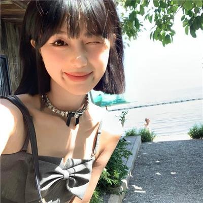 蓝色大丽花